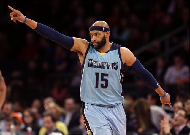 她们通过自 她们通过自